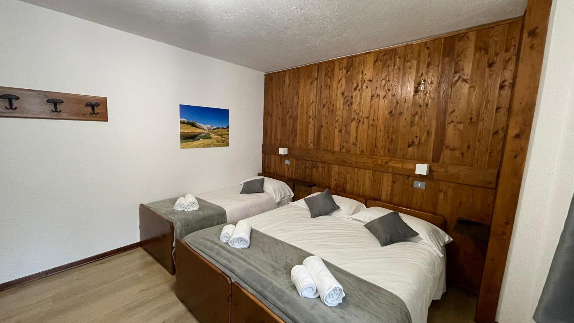 Chalet Bellevue Bardonecchia Kamer foto